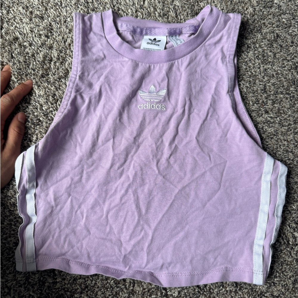 Lavender Crop Top 
Women’s Small
no flaws!